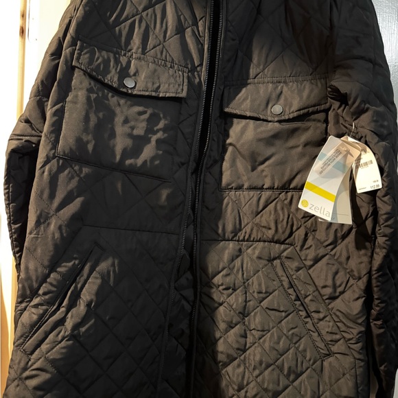 Zella Women’s Dark Quilted Puffer Jacket